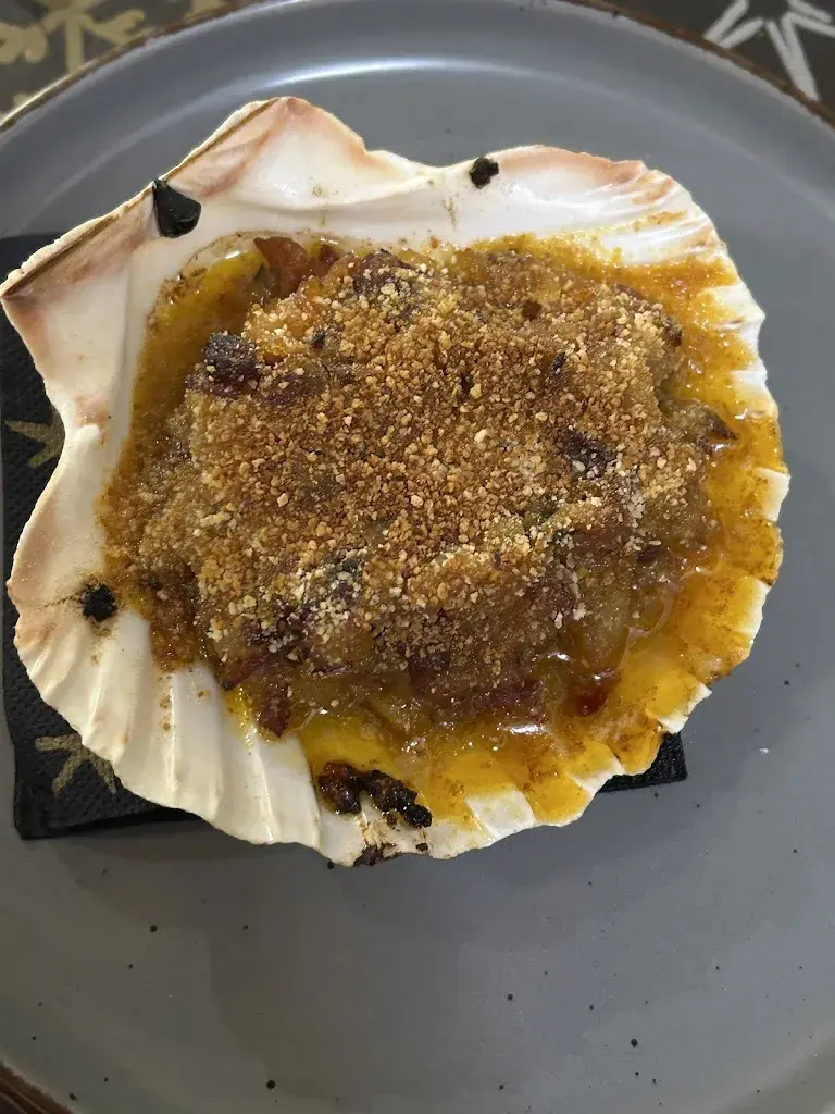 Lorena Soto_O Lugar_Narón_review