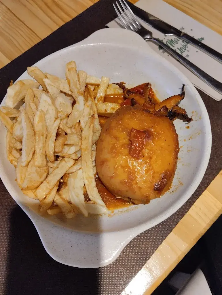 Roy Cio_O Lugar_Narón_review