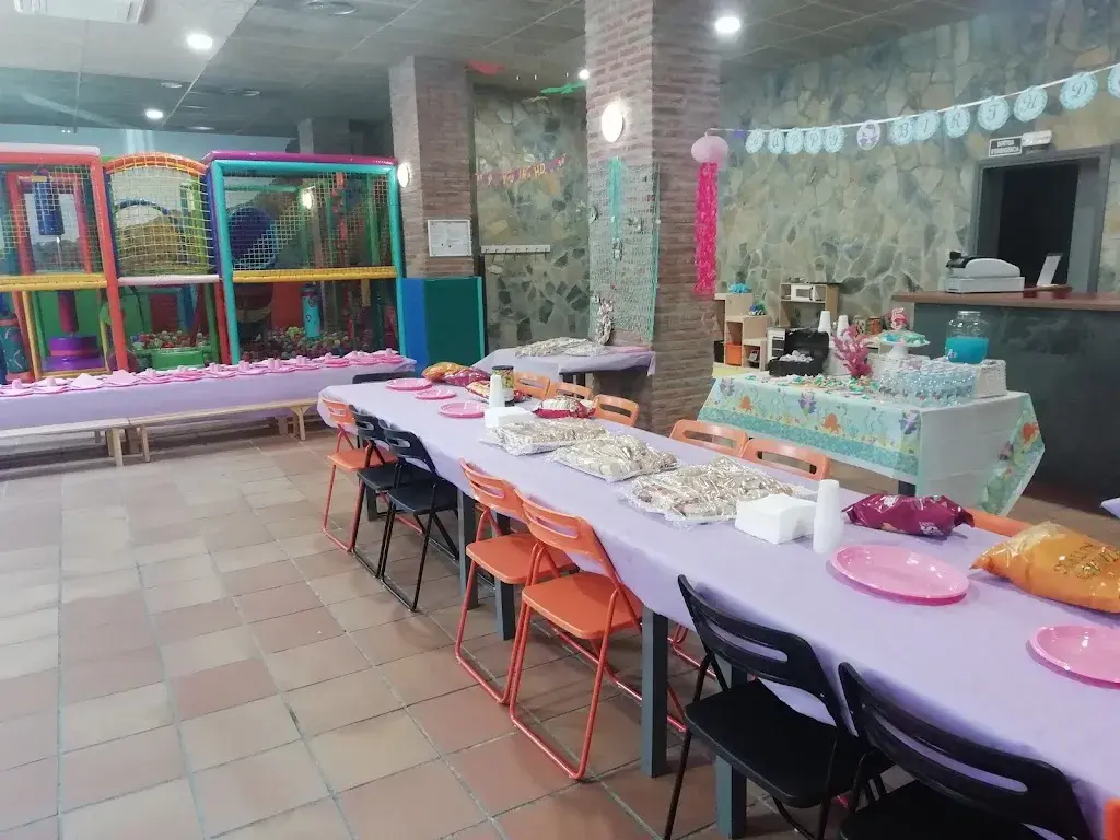 Veronica Vallejo Lopez_El Petit Esquirol_Capellades_review