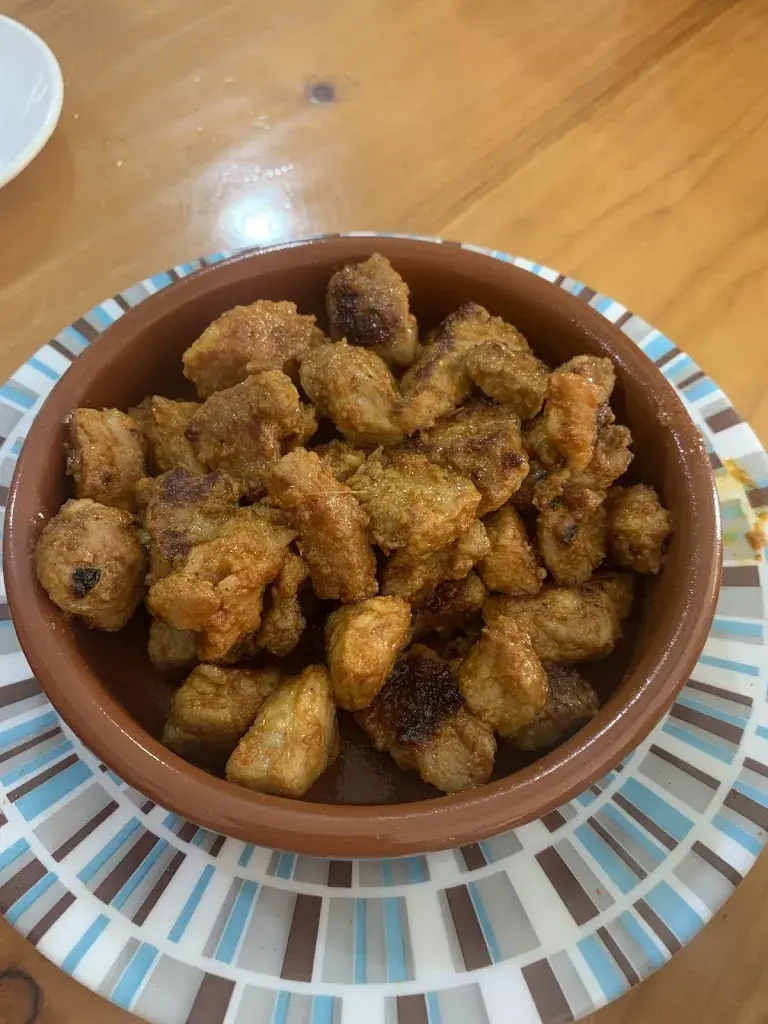 Fernanda das Neves_Bar Yuyu_Capellades_recensione