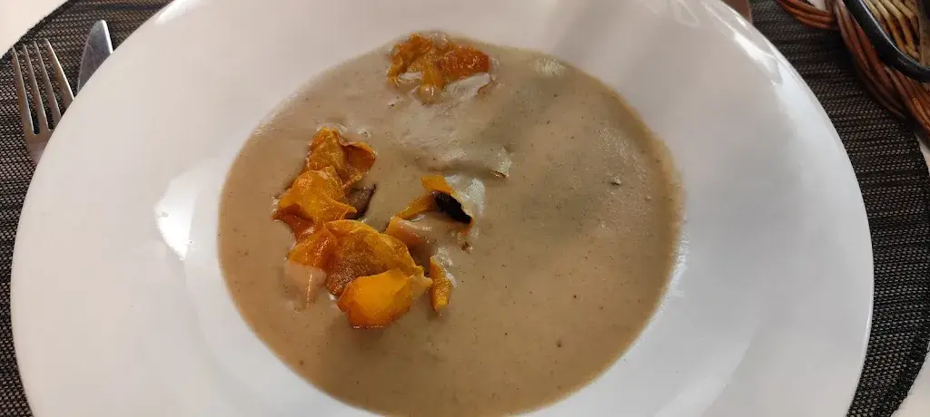 Maite Ferre_Restaurant La Plaça_Casserres_review