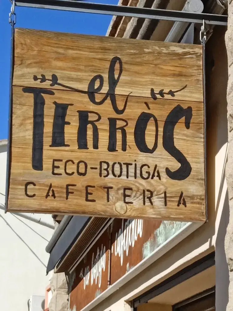 Sebastian Cabello Pizarro_El Terròs_Casserres_review