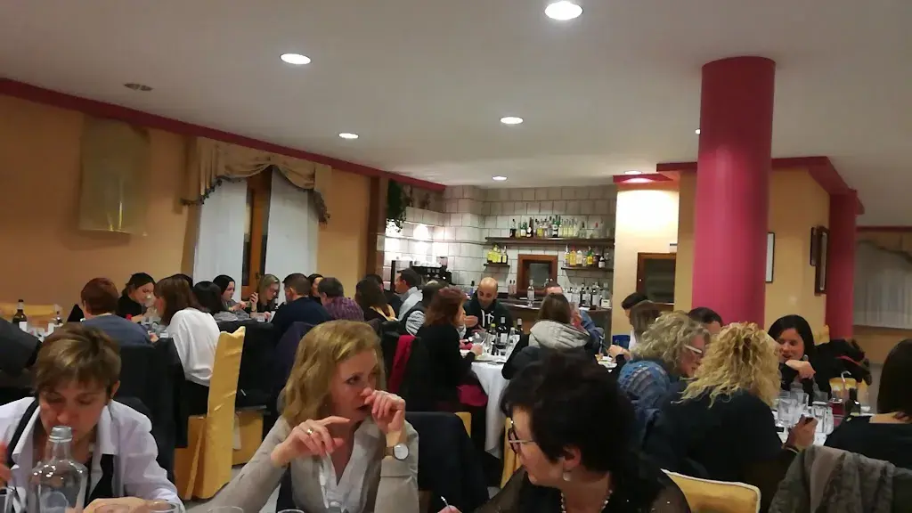 Cal Pajares Restaurant_Casserres_slider_image_2