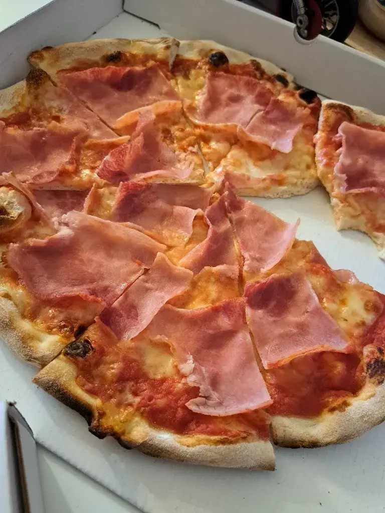Menu_La Pizza di Mamma_Casserres_image_3
