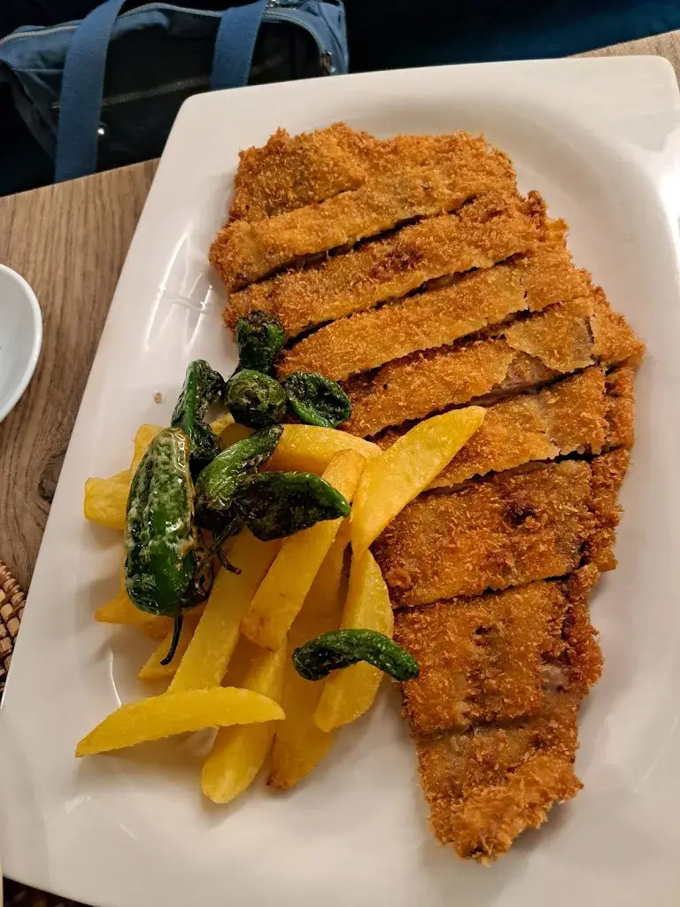 Aurora Garrido A._Restaurante Cardona_Cardona_Bewertung