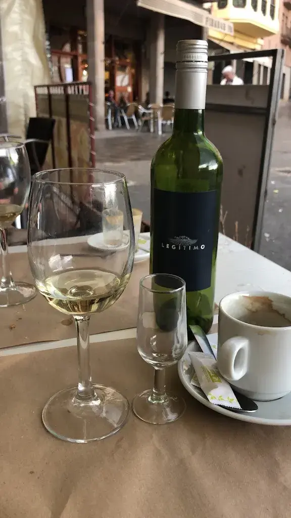 Mark Joosten_Bar restaurant Sant Jordi_Cardona_review