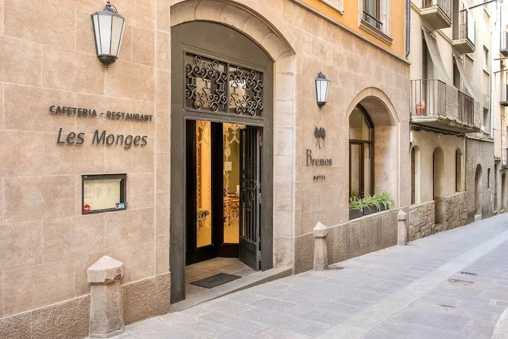 Restaurant Les Monges_Cardona_slider_image_1