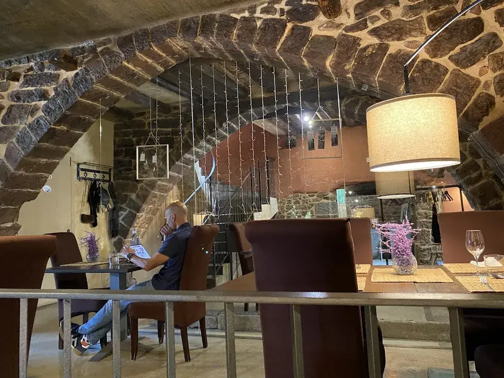 Jesper Noesgaard_La Premsa Hotel Rural_Cardona_review