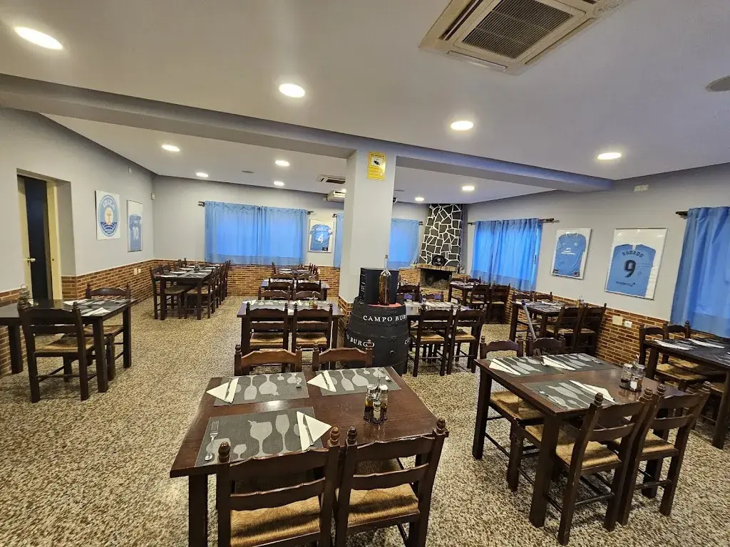 Restaurant Cardona_Cardona_slider_image_1