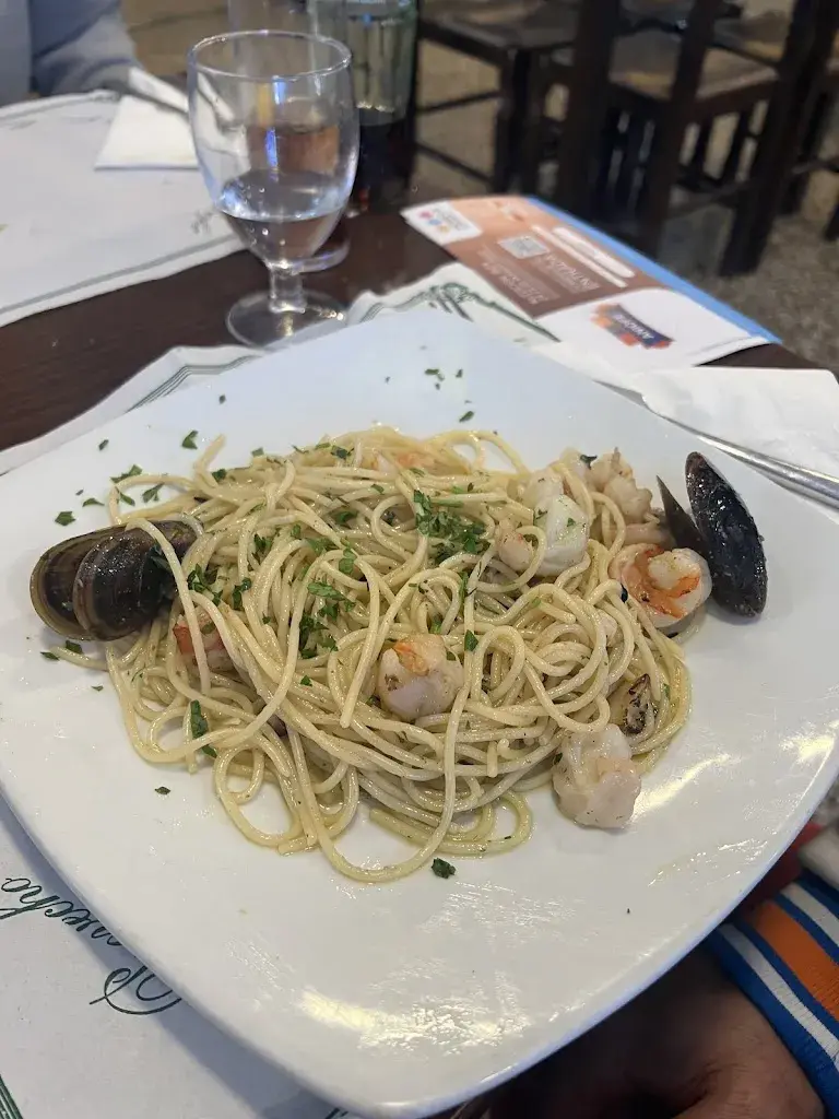 Restaurant Cardona_Cardona_slider_image_2