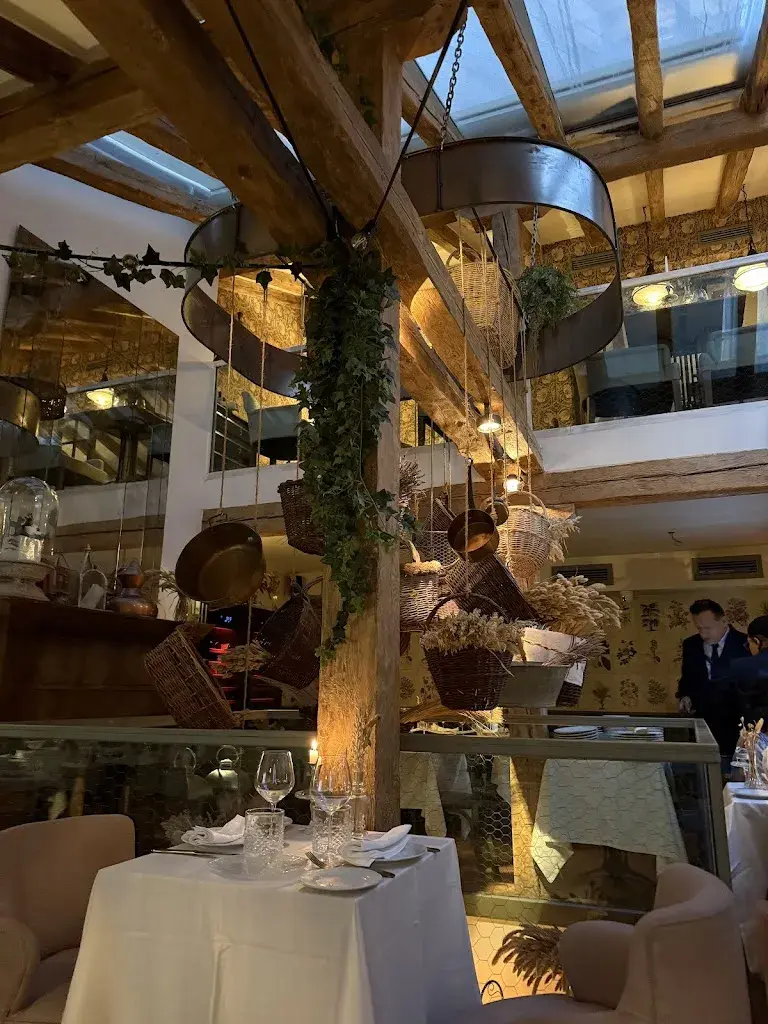 Restaurante SottoSopra Madrid_Cardona_slider_image_3