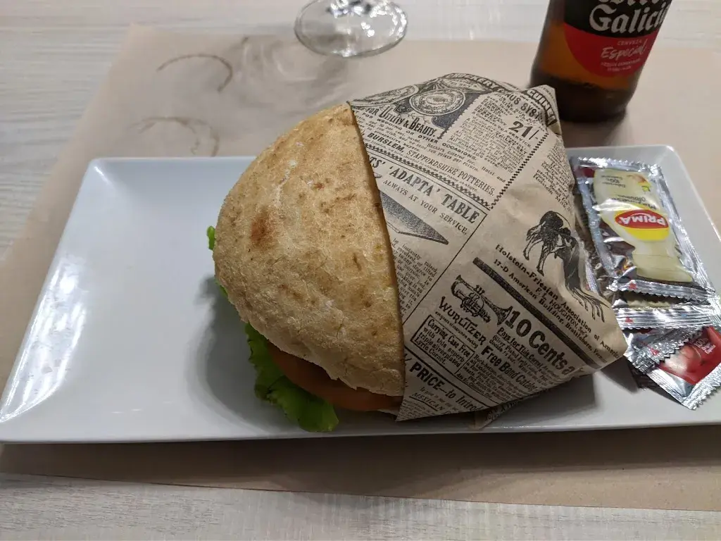 Menu_Cafetería Tyche_Narón_immagine_8