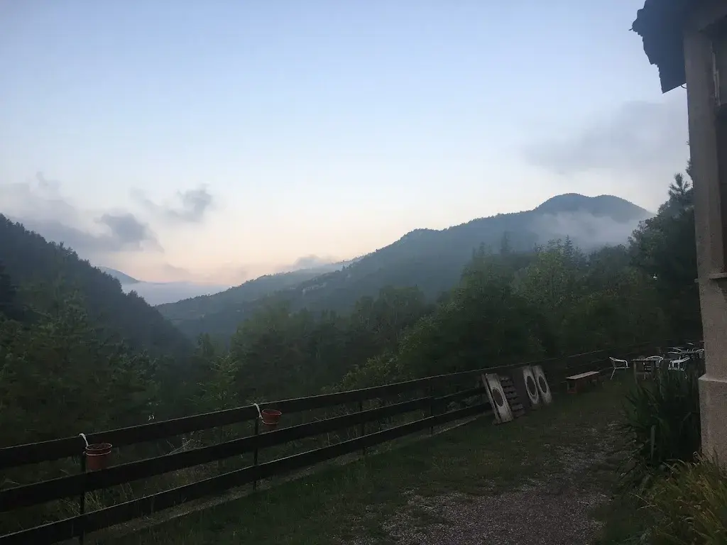 Isaac Balcells_Refugi Quatre Cases_Castellar de nHug_review