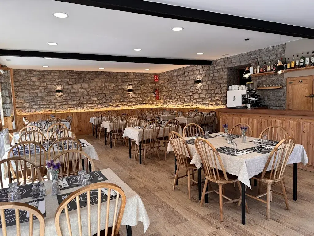 CAL FANXICÓ restaurant in Castellar de nHug