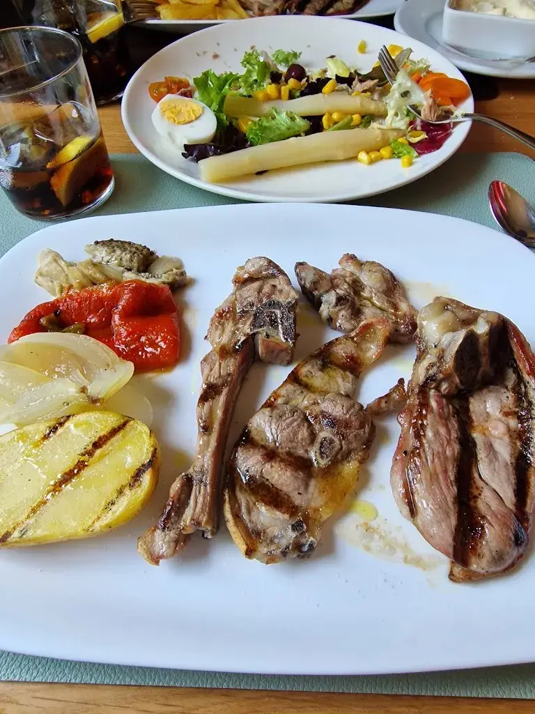 Menu_Hostal Les Fonts_Castellar de nHug_image_9