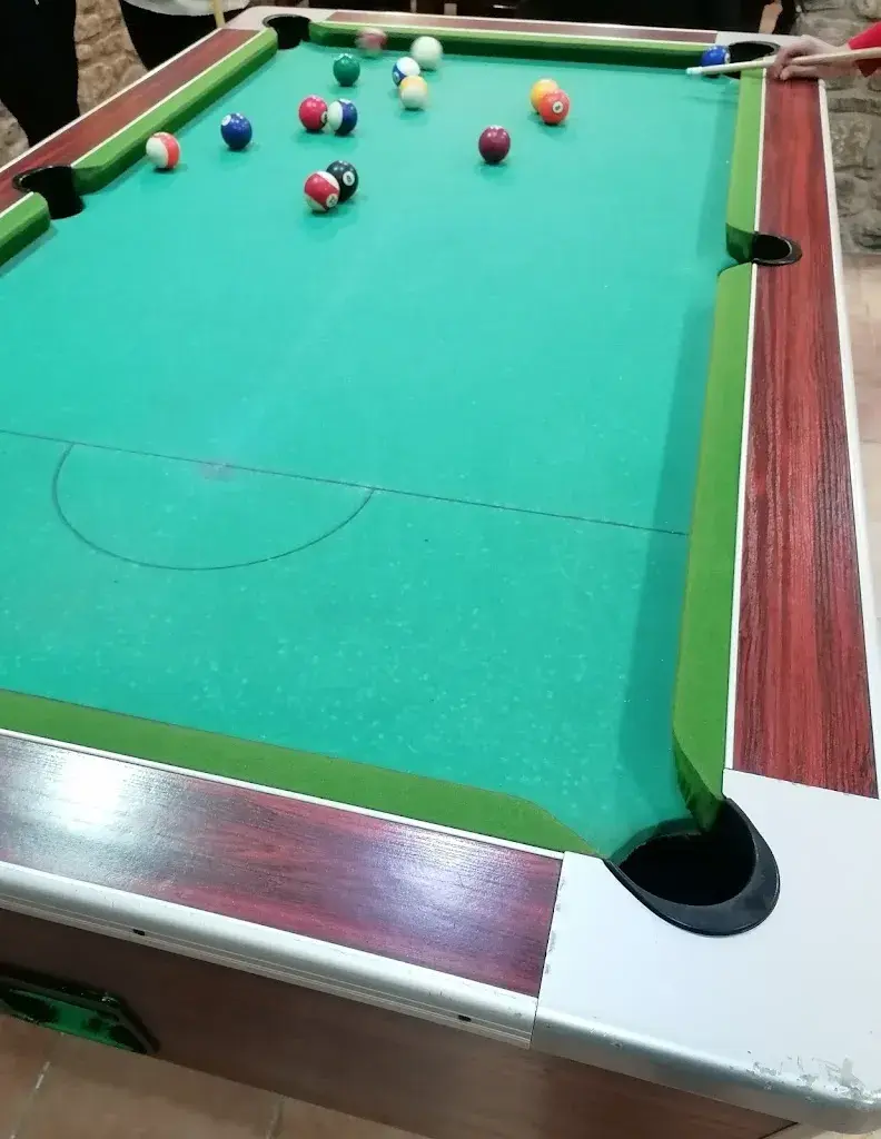 Luis Sanahuja_Bar_La Rectoria_Castellar de nHug_review