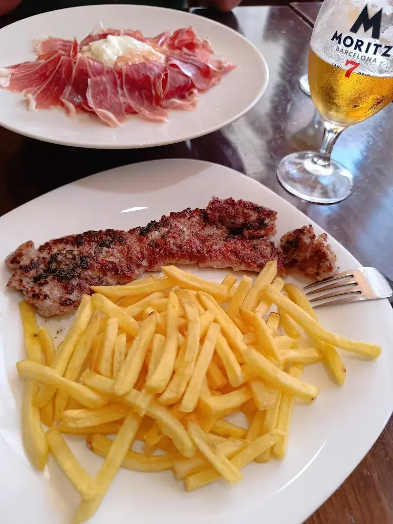 Bar_La Rectoria_Castellar de nHug_slider_image_2