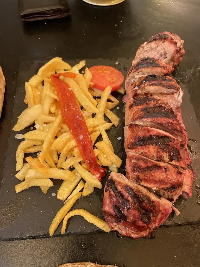 Daniela San Juan Surís_Mama Flora Gastrobar_Narón_review