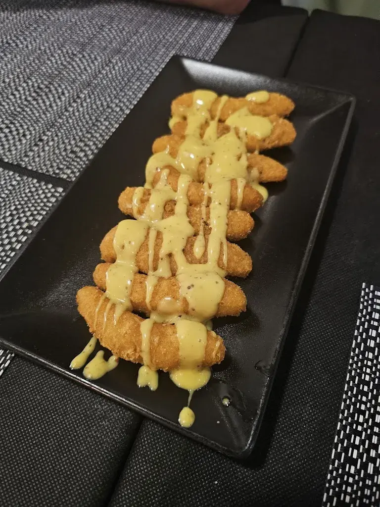 Aaron Fort_ManyLu Restaurant_Cardedeu_review