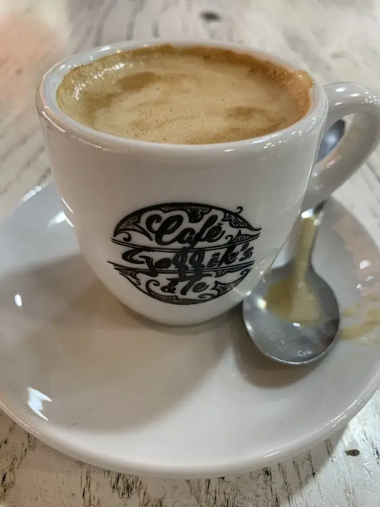 Upasana Handa_Goffik's_Cardedeu_recensione