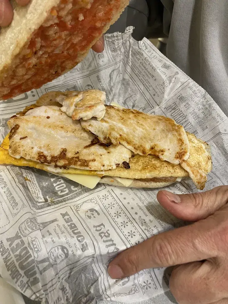 Alba_Goffik's_Cardedeu_recensione