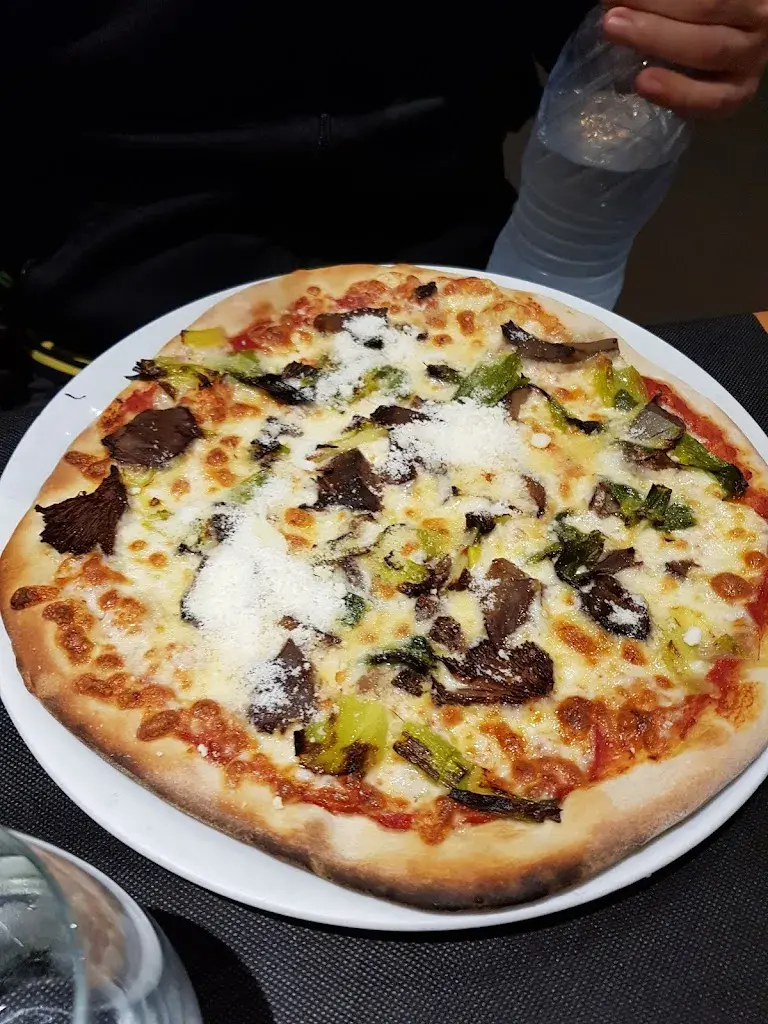 Menu_Pizzeria Mireia_Cardedeu_image_9