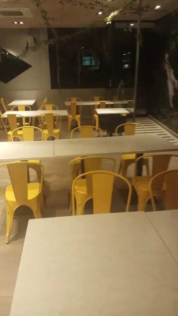 Restaurant Goffik's_Cardedeu_slider_image_3