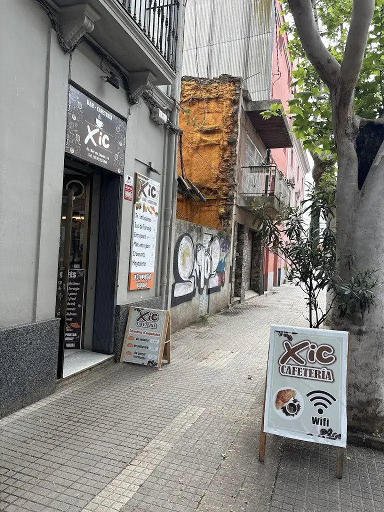 Bar Xic_Cardedeu_slider_image_1