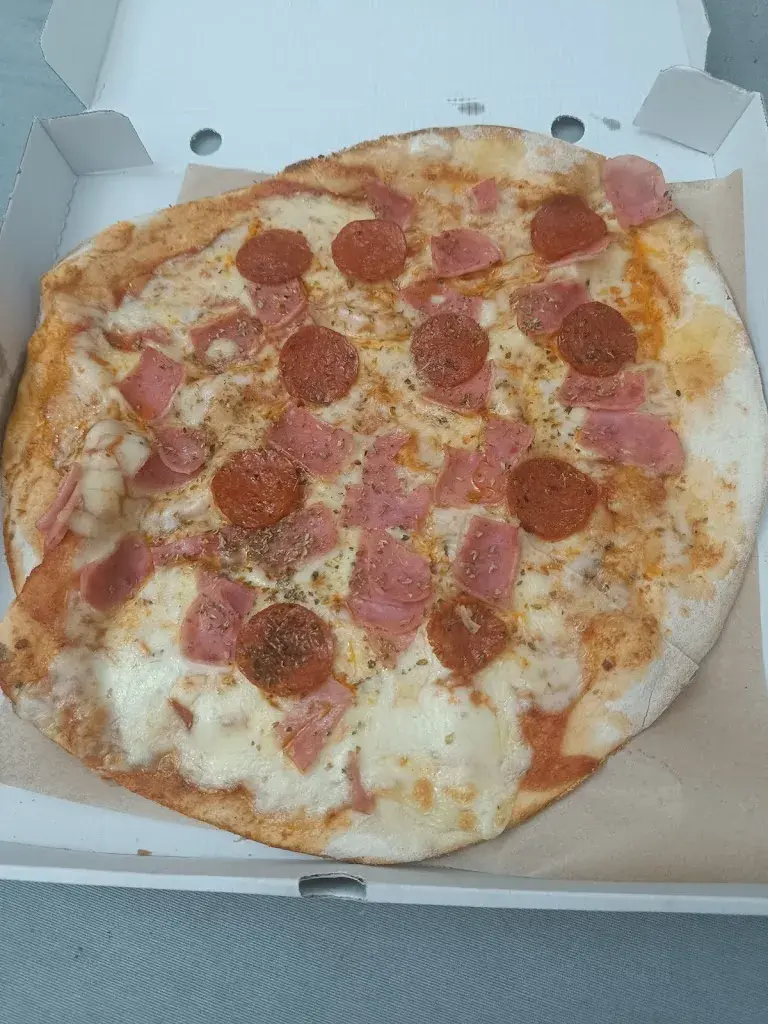 Daniel Saura Garcia_Bocactoria_Canovelles_review