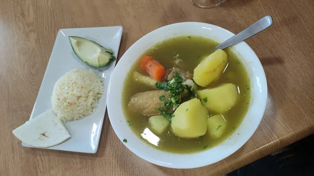 Ferney Moncada_RESTAURANT BAR EPORA 2_Canovelles_review