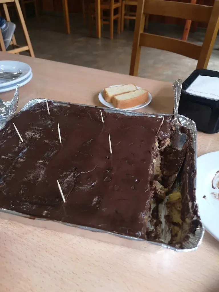 Laura María Gómez Vázquez_Meson Xesteira_Narón_recensione