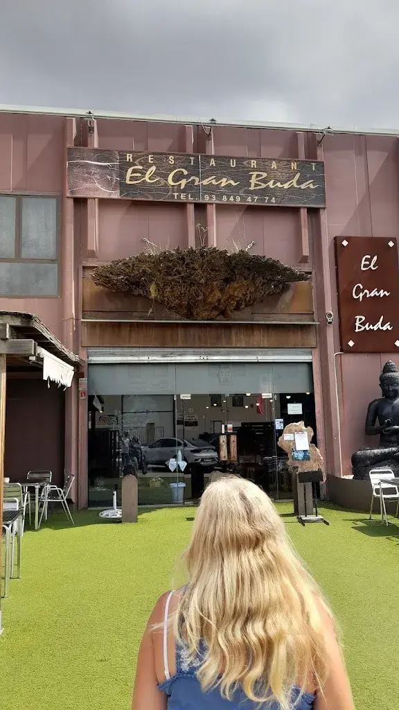 marc badia landros_Restaurant El Gran Buda_Canovelles_review