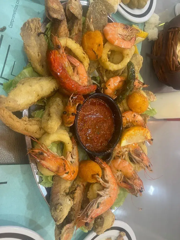 Marc “RF” Kou_Restaurant snack Tetouan_Canovelles_review