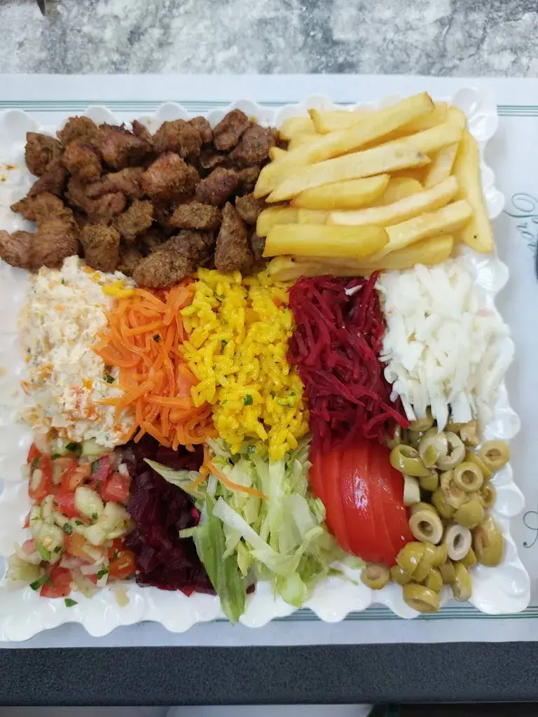 Olga Martinez_Bar Restaurant Larache_Canovelles_review