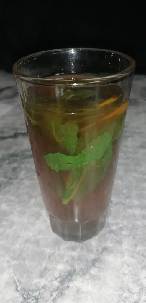 Daniel López_Bar Restaurant Larache_Canovelles_review