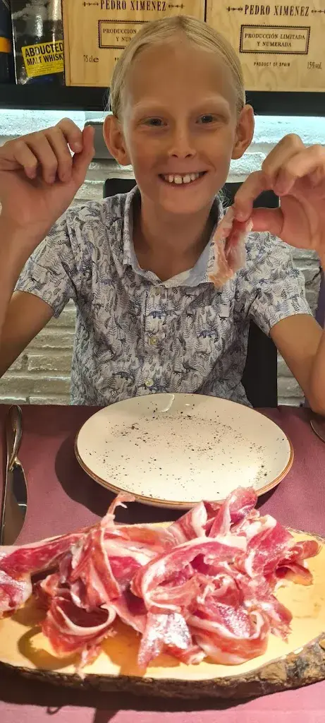 Rob Skipworth_Vinyam_Canovelles_recensione