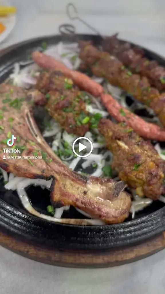 RESTAURANT ALPHA_Canovelles_slider_image_1