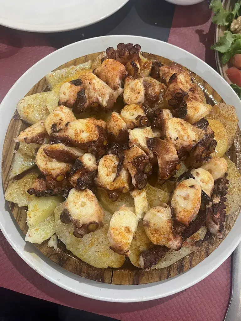 gustavo stecher_La Terraza de Laura_Ortigueira_recensione