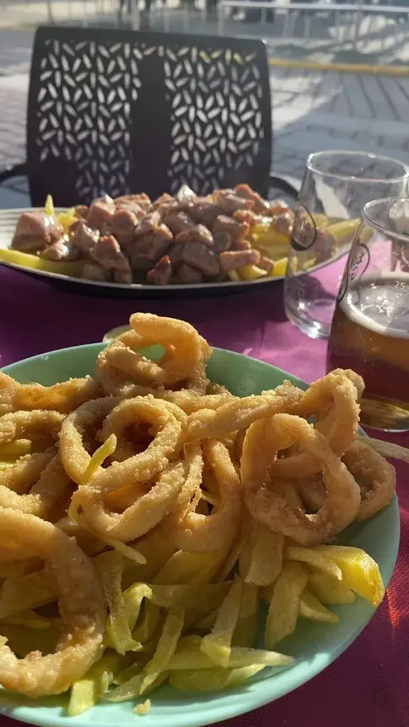 La Terraza de Laura_Ortigueira_slider_image_2