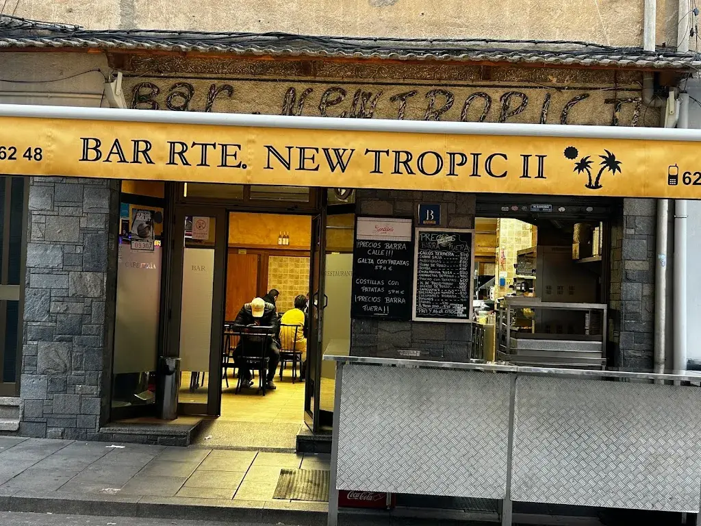 NEW TROPIC II_Canovelles_slider_image_3