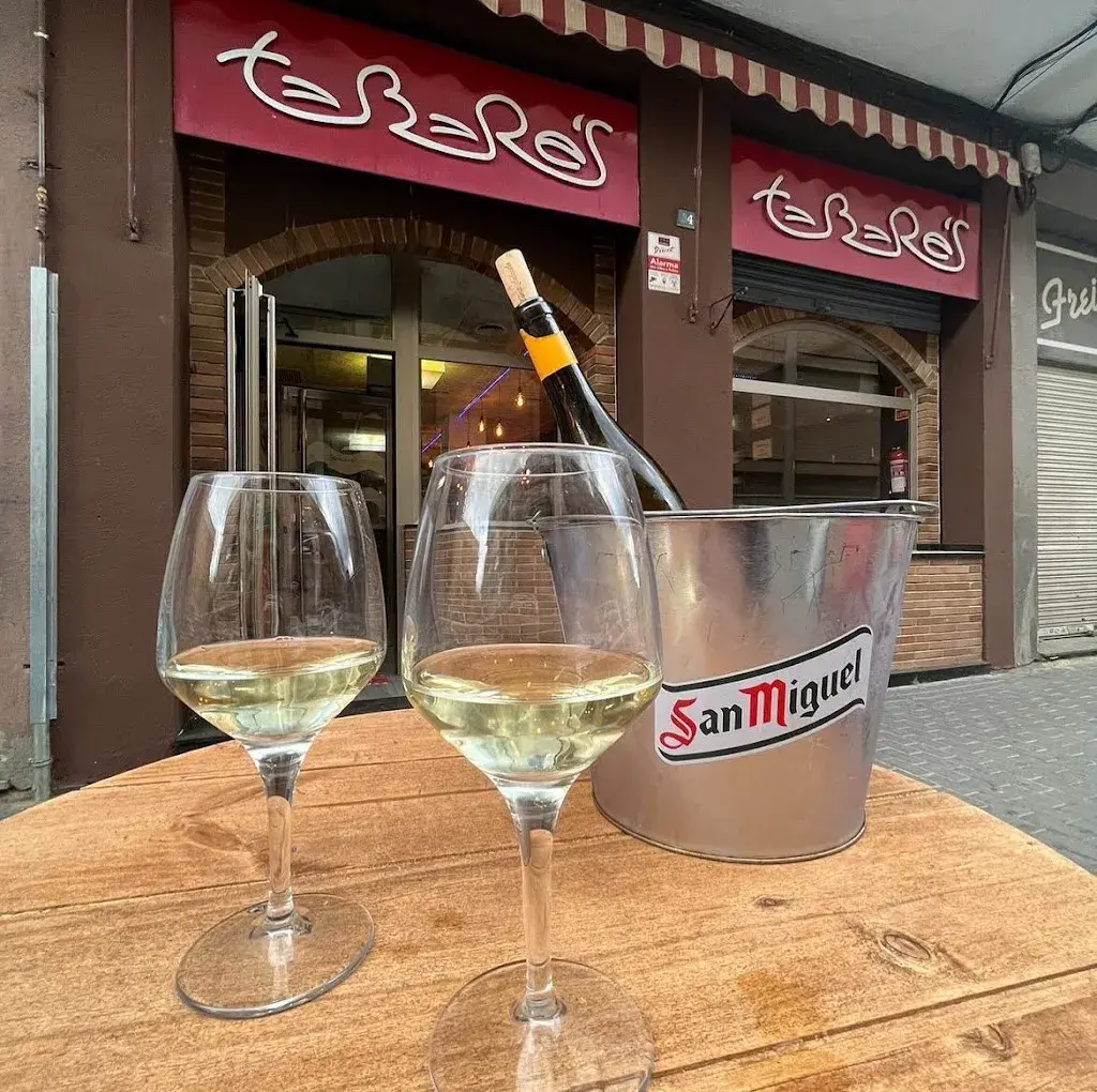 Tabares Bar Musical_Canovelles_slider_image_3