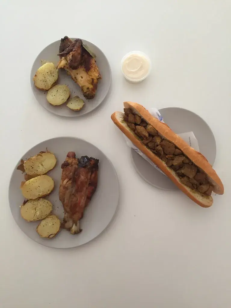 Pollastreria José Luis_Canovelles_slider_image_2