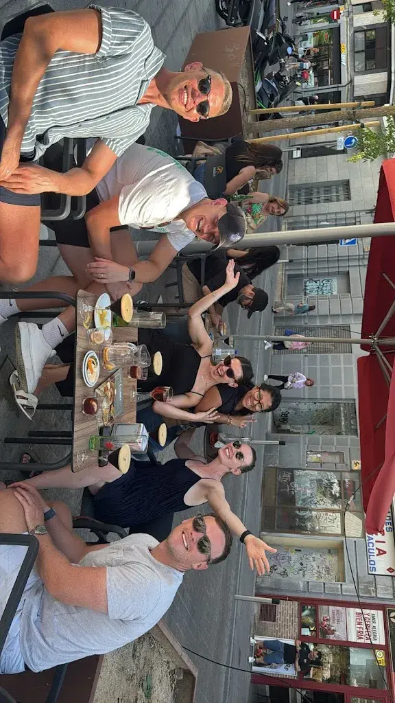 Louise Horkan_Singular de Plaza del Carmen_Carme_review