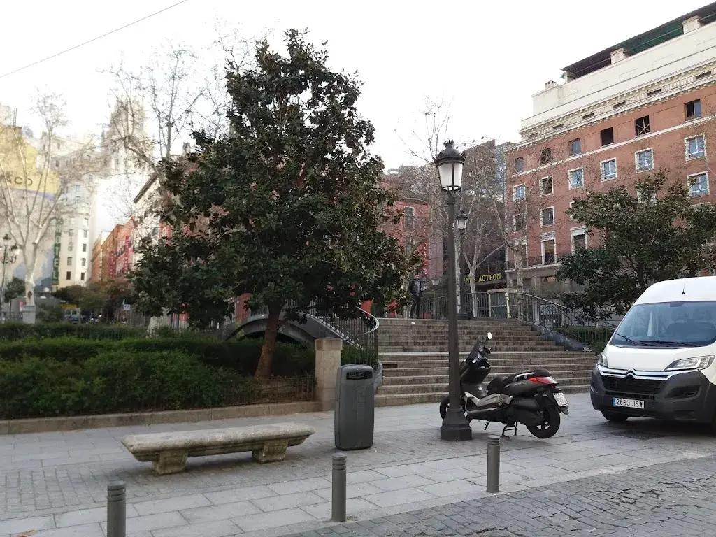 Plaza del carmen madrid_Carme_slider_image_2