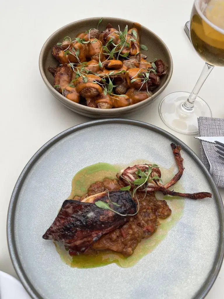 Amelia Taule_Bar/Ra_Carme_review