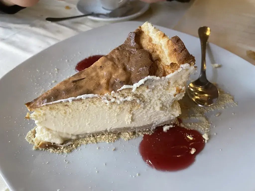 Alba E_La Taberna de Carmen_Carme_review