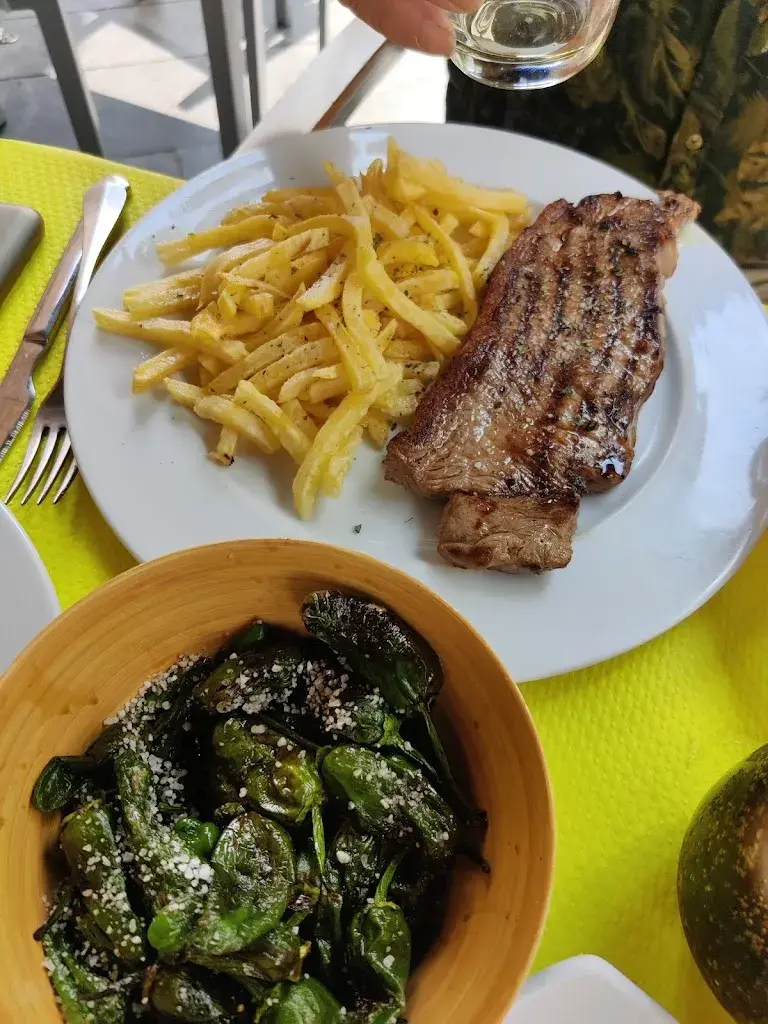 Menu_Manolos Xantar_Ortigueira_image_9