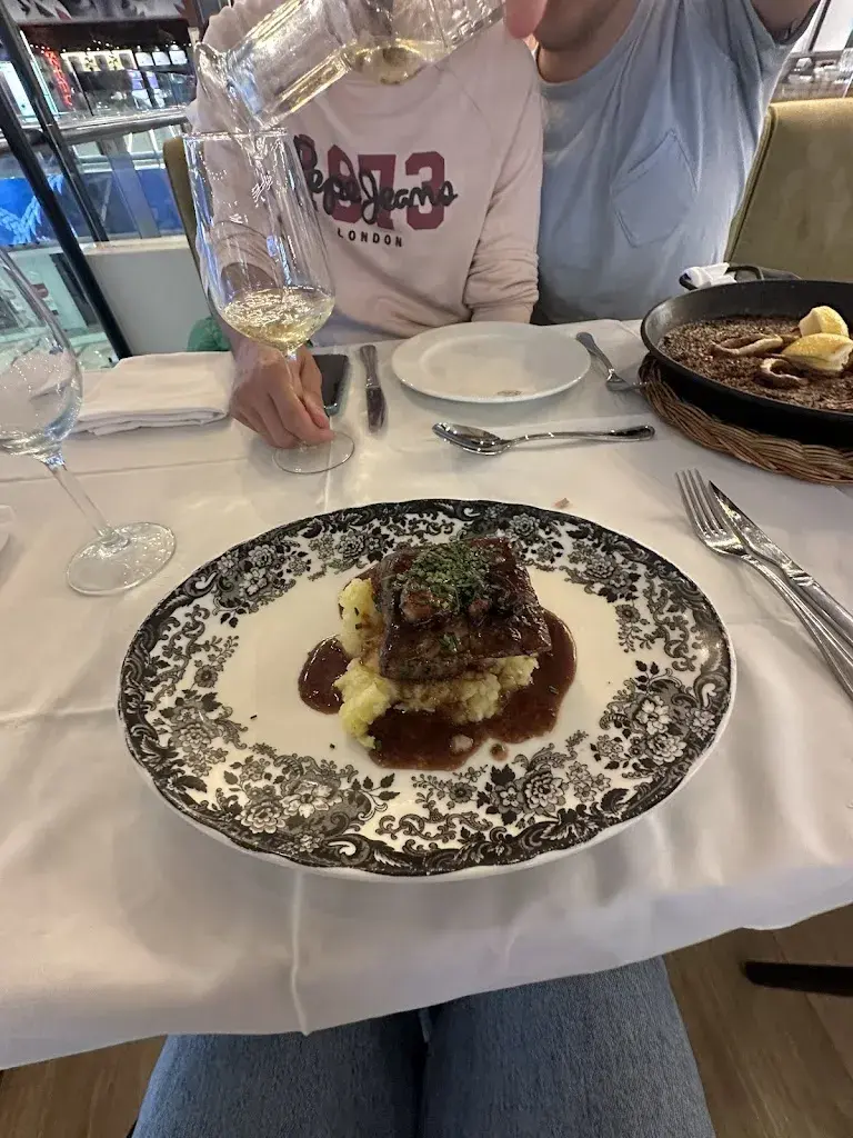 Merlina Marinova_Casa Carmen Plenilunio_Carme_review