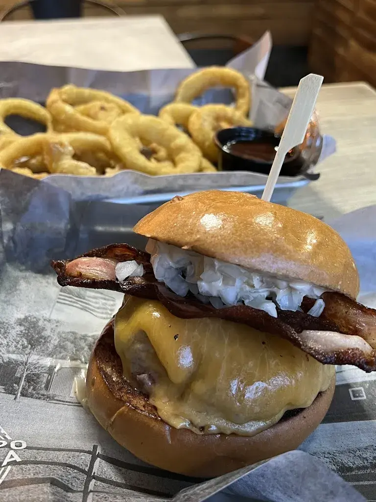 Ann_Tennessee BBQ_Carme_review