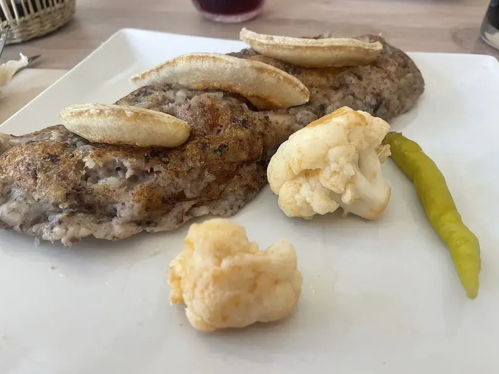 Mònica Torras_El Centre de Castellfollit del Boix_Castellfollit del Boix_review